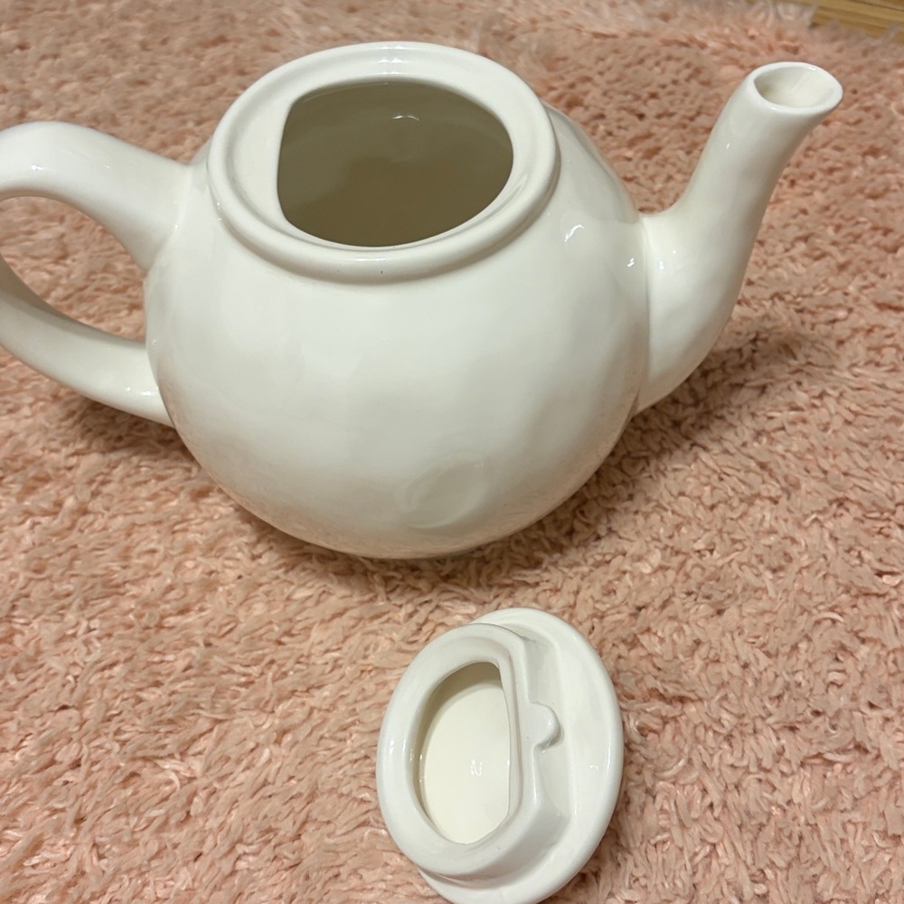 Rae Dunn TEA pot - Picture 3 of 5